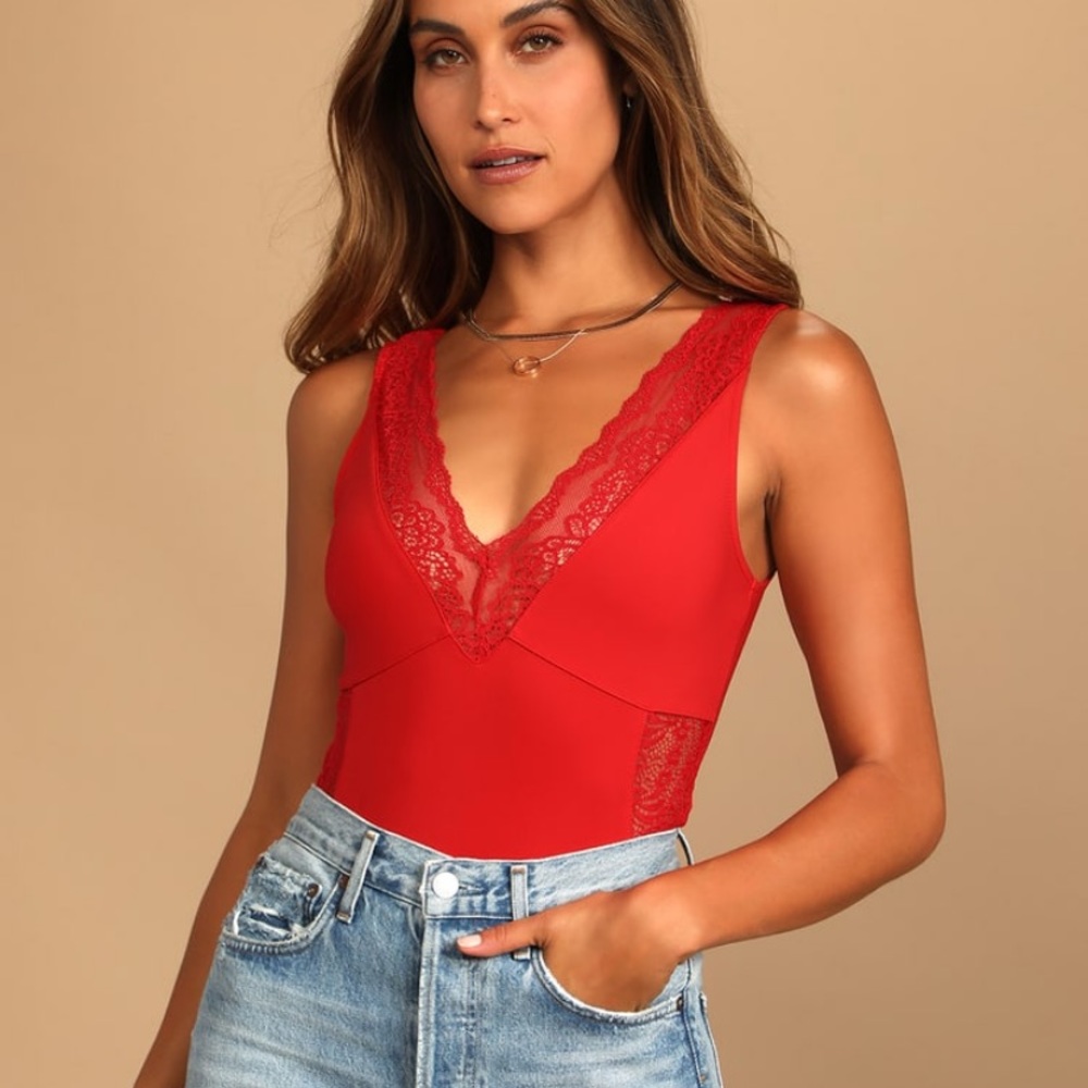 “Flirt With You Red Lace Sleeveless Bodysuit”
